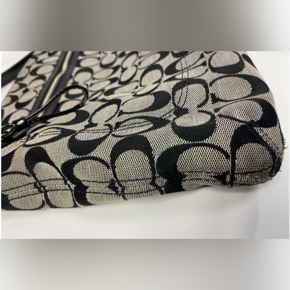 Coach Signature Hippie Handbag - Picture 5 of 7